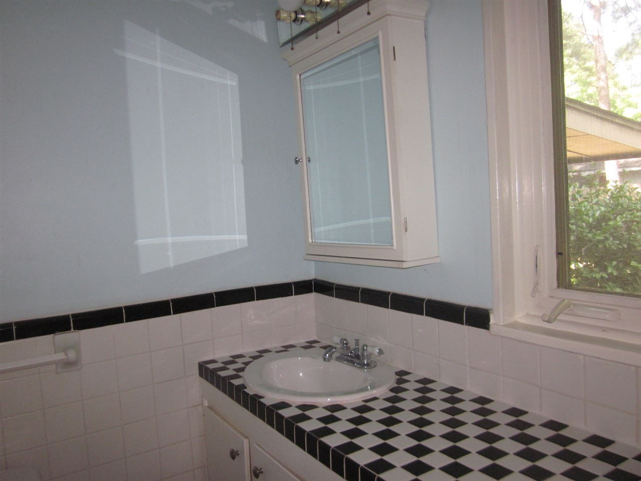 5170 Ridgewood Road Jackson, MS 39211 - Photo 17 of 31 Photo 17
