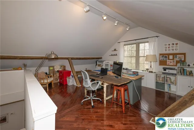 $2,200 | 99 Old Company Road, Barto, PA 19504