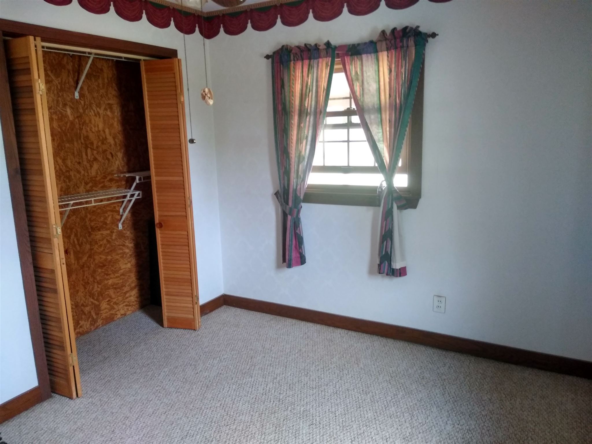 4669 North Greene County Line Road Bloomington, IN 47403 - Photo 14 of 24