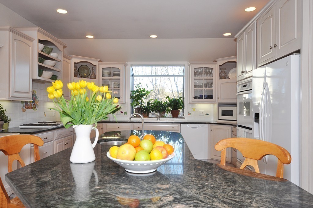 359 Pope Road Concord, MA 01742 - Photo 11 of 27