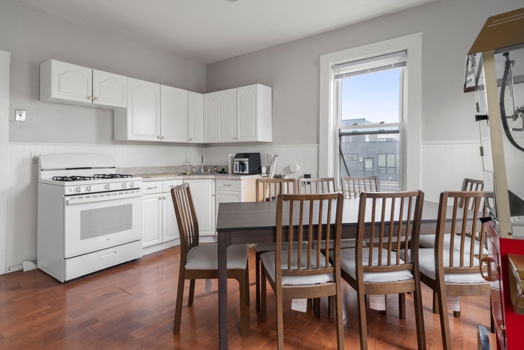 46 R H Street Boston, MA 02115 - Photo 2 of 27