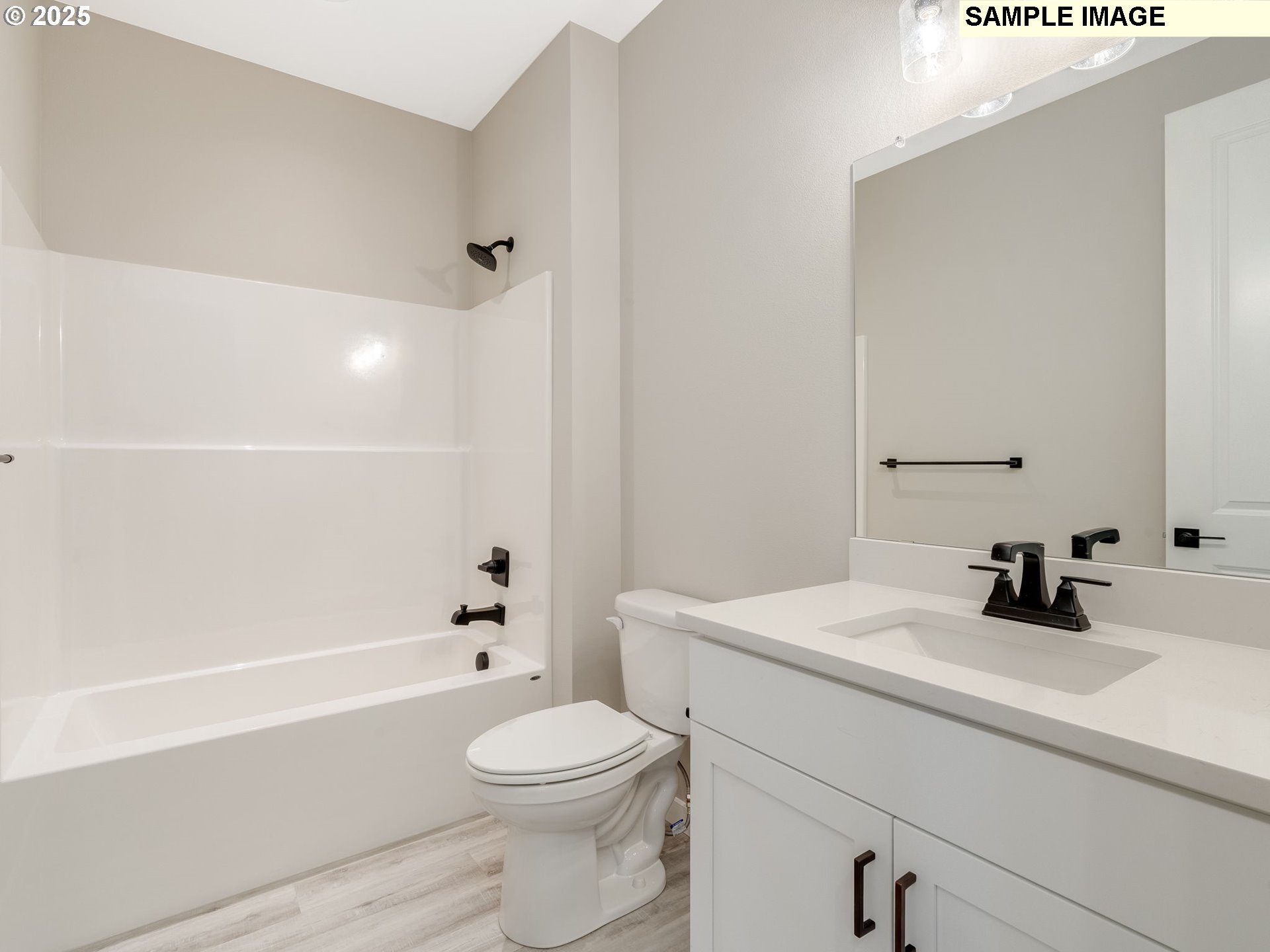 2168 Northeast Ridge Run Lane Estacada, OR 97023 - Photo 10 of 26 Bathroom