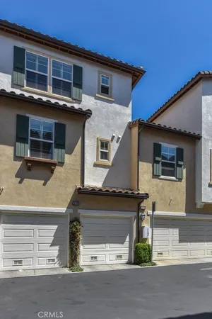 $3,800 | 306 Dewdrop, Irvine, CA 92603
