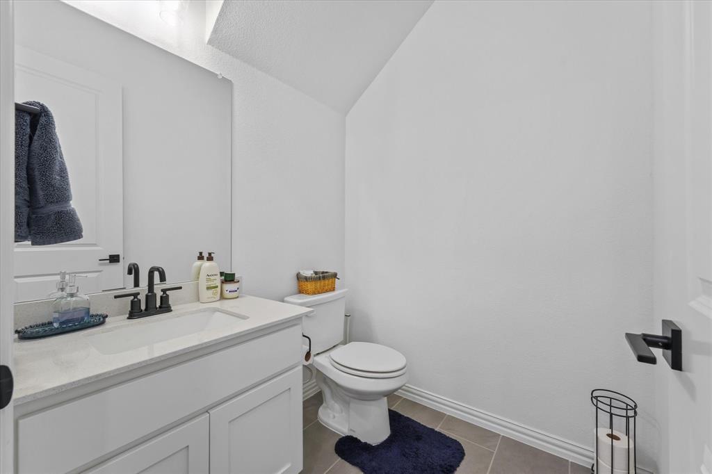 7562 Edgeware Road Dallas, TX 75228 - Photo 7 of 25