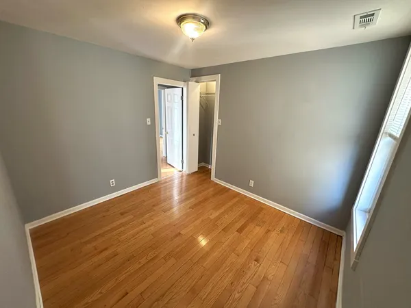 $2,350 | 1500 North Rockwell Street, Unit 1, Chicago, IL 60622