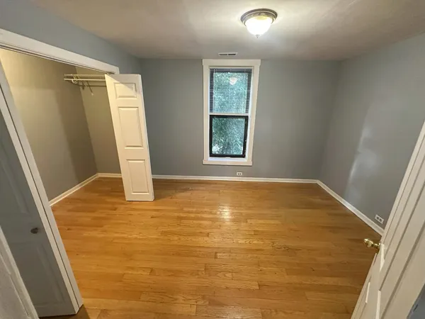 $2,350 | 1500 North Rockwell Street, Unit 1, Chicago, IL 60622