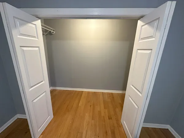 $2,350 | 1500 North Rockwell Street, Unit 1, Chicago, IL 60622