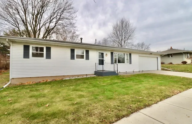$279,900 | 139 High Street, Clinton, WI 53525