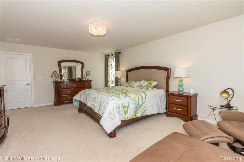 28319 Declaration Road Novi, MI 48377 - Photo 43 of 97