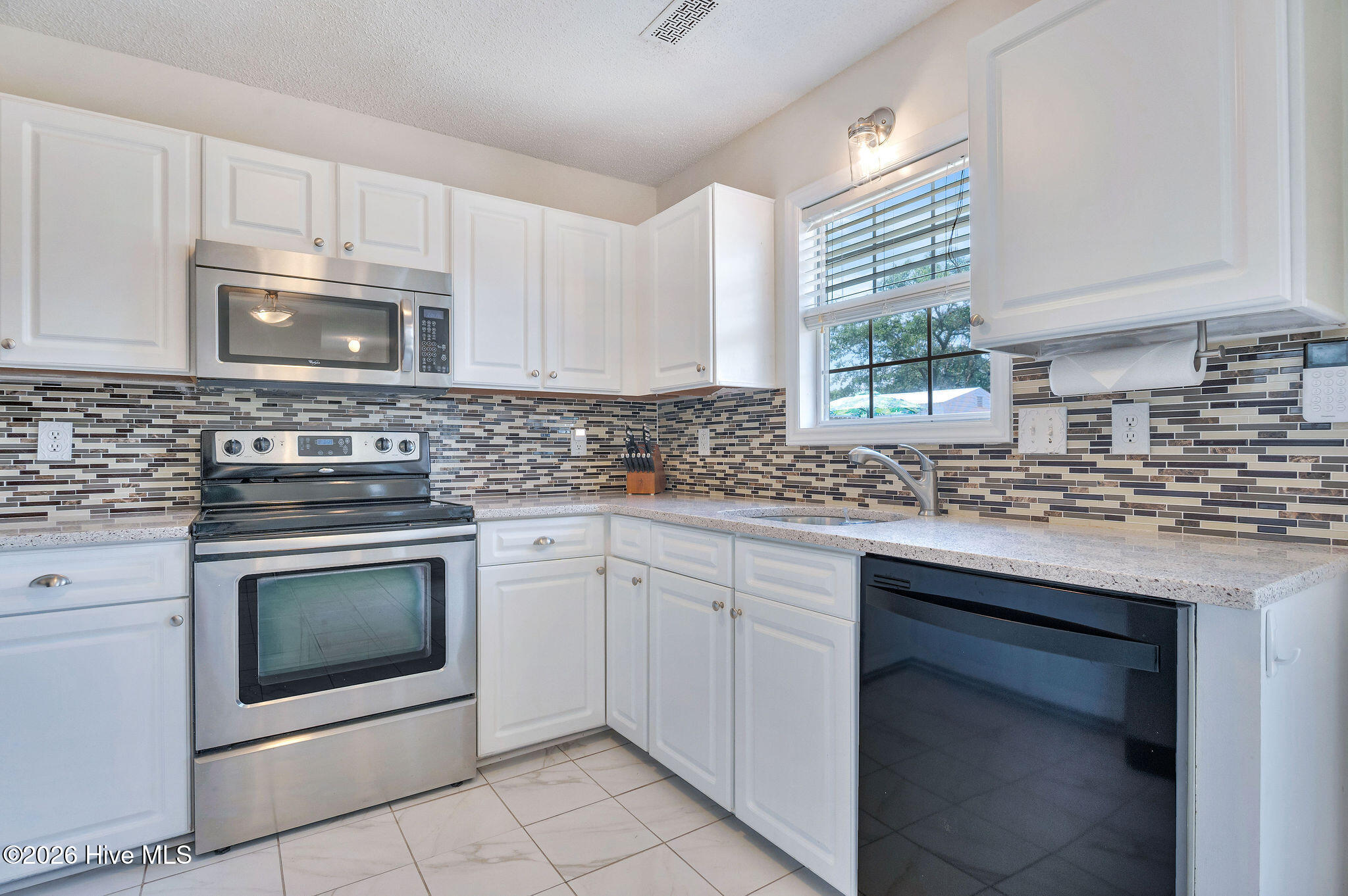 133 Parnell Road Hubert, NC 28539 - Photo 8 of 29 Gallery Image 8