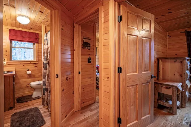 $499,900 | 143 Pawnee Drive West, Webb, NY 13420