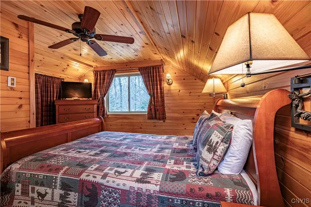 $499,900 | 143 Pawnee Drive West, Webb, NY 13420