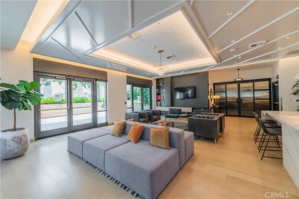 $3,700 | 400 South Broadway, Unit 1803, Los Angeles, CA 90013