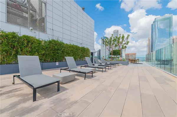 $3,700 | 400 South Broadway, Unit 1803, Los Angeles, CA 90013