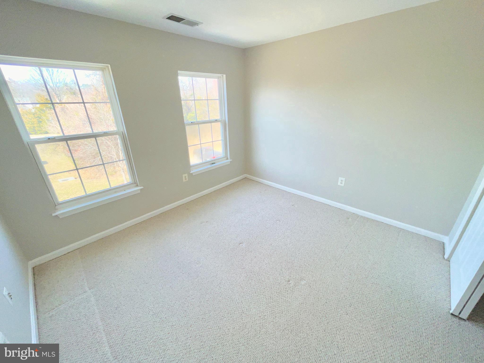 7323 Oldham Leeds Way Springfield, VA 22150 - Photo 14 of 27 Bedroom 1