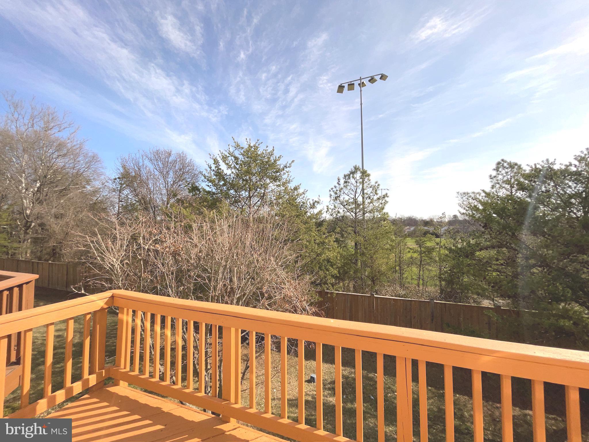 7323 Oldham Leeds Way Springfield, VA 22150 - Photo 26 of 27 Deck View