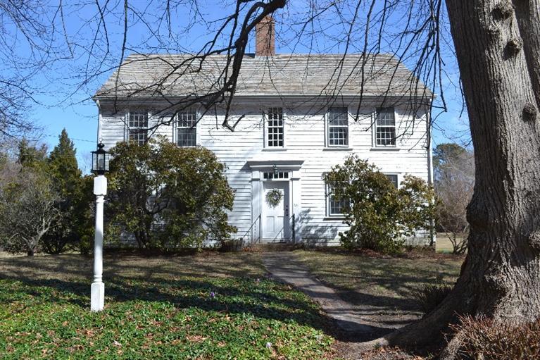 105 Spring Hill Road East Sandwich, MA 02537 - Photo 2 of 33 a view of a chairs and table in the patio