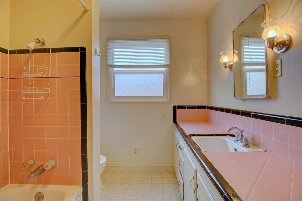 1350 Spring Street Medford, OR 97504 - Photo 16 of 28 Additional Photo
