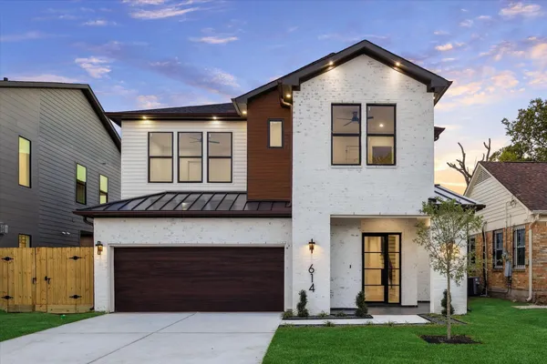 $949,900 | 614 Eleanor Street, Houston, TX 77009