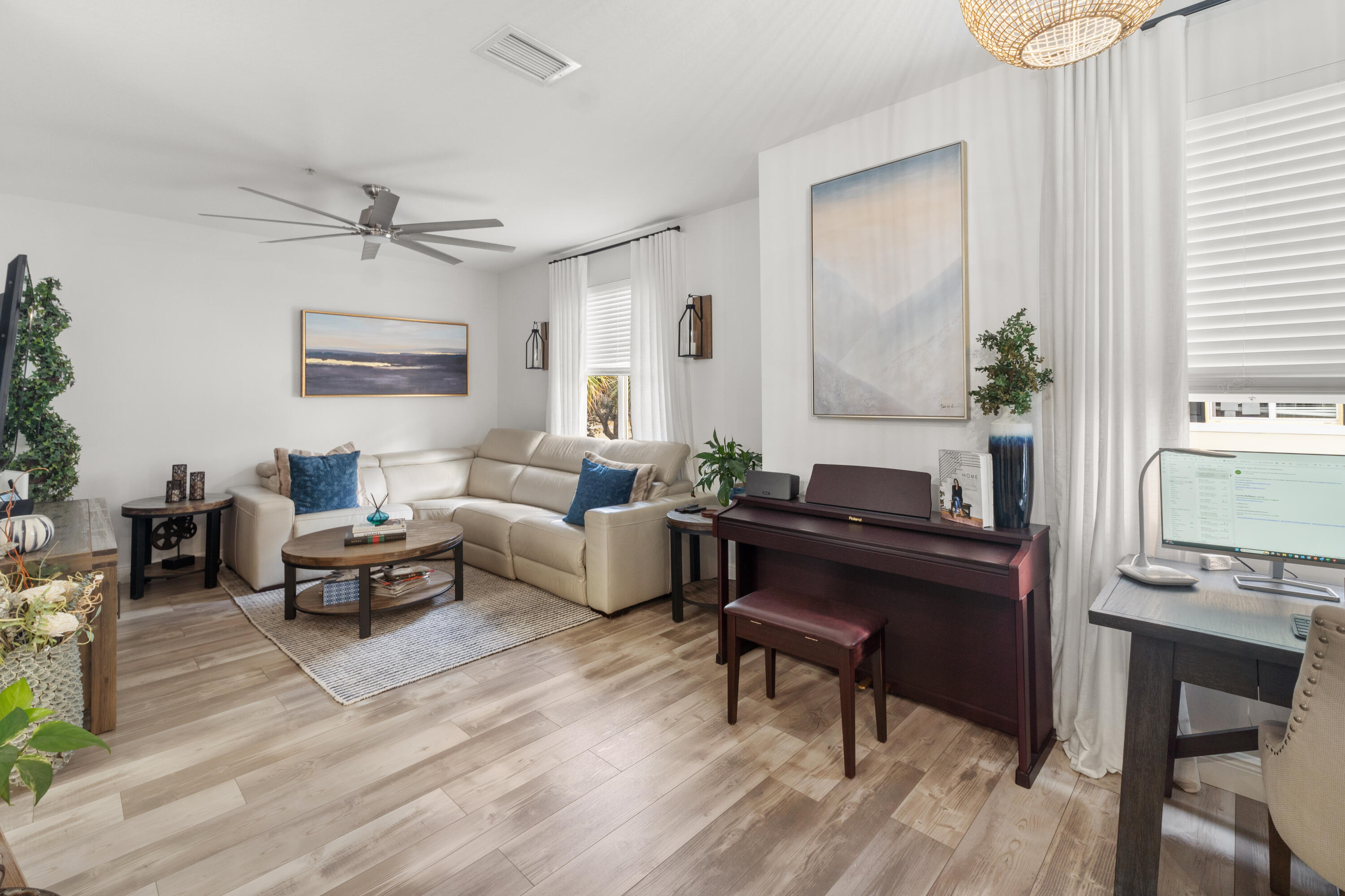 3643 Northwest 5th Terrace Boca Raton, FL 33431 - Photo 10 of 31 Town House Livingroom pic 2