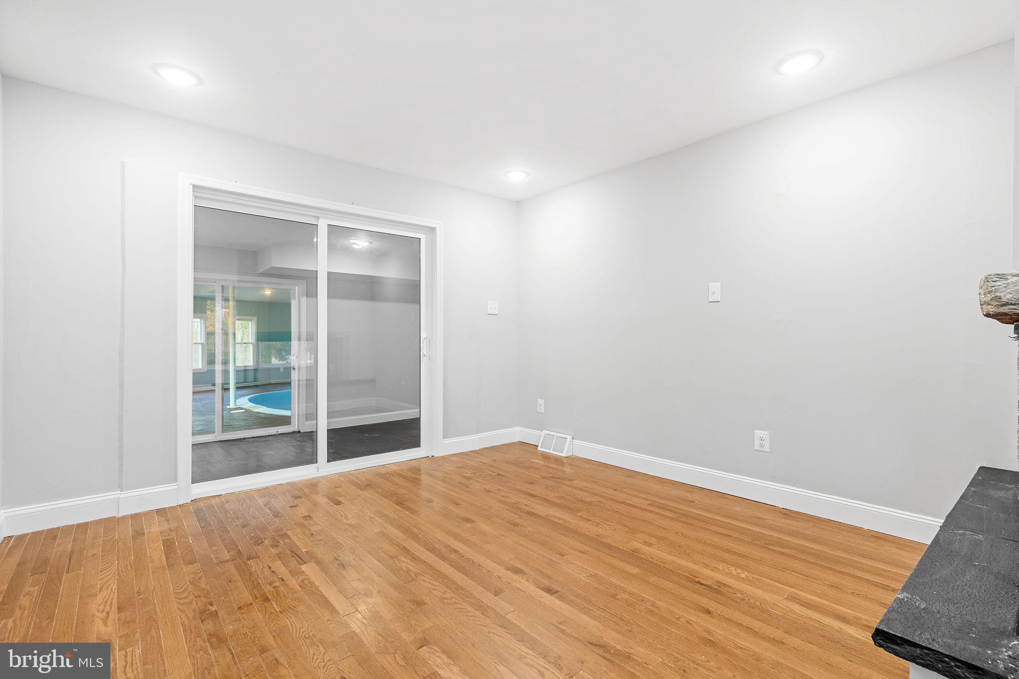 8109 Fenton Road Glenside, PA 19038 - Photo 5 of 29 Gallery Image 5