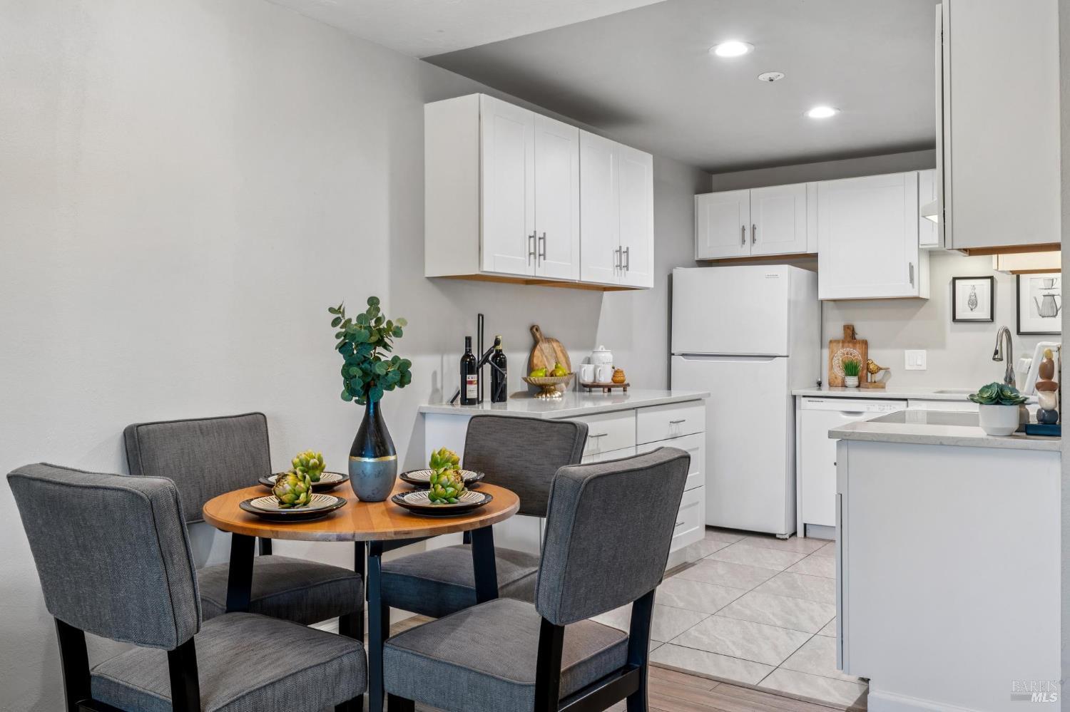 1453 Neotomas Avenue, Unit 304 Santa Rosa, CA 95405 - Photo 15 of 40