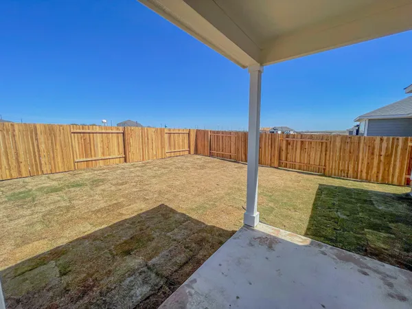 $1,750 | 465 Unforgiven Lane, Jarrell, TX 76537