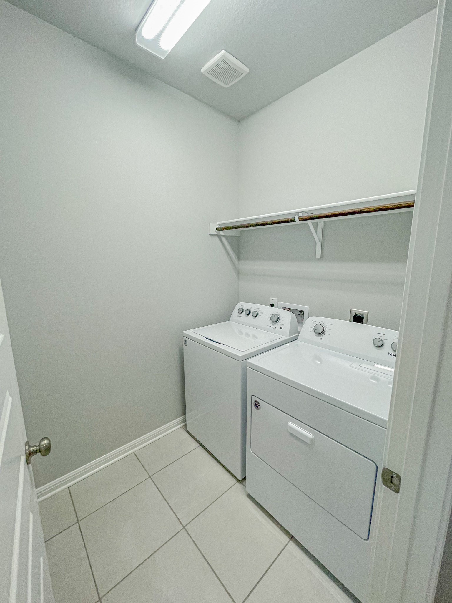 465 Unforgiven Lane Jarrell, TX 76537 - Photo 8 of 21