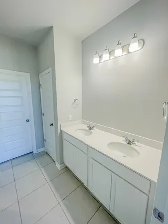 $1,750 | 465 Unforgiven Lane, Jarrell, TX 76537