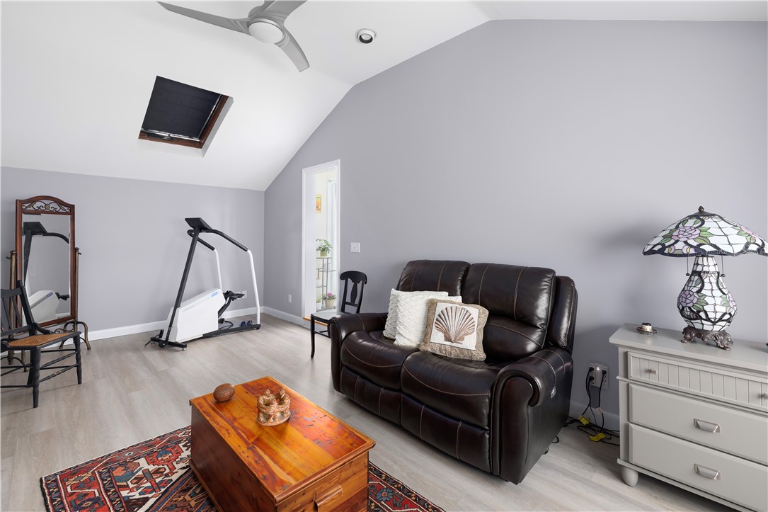 29 Juniper Drive Cranston, RI 02920 - Photo 11 of 38