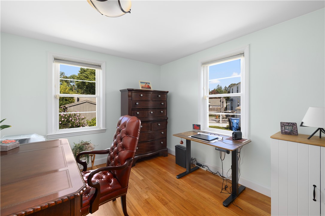 29 Juniper Drive Cranston, RI 02920 - Photo 16 of 38