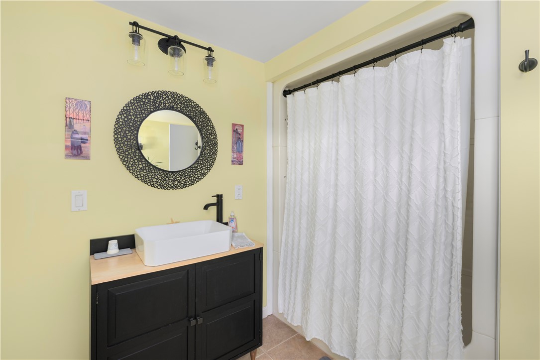 29 Juniper Drive Cranston, RI 02920 - Photo 20 of 38