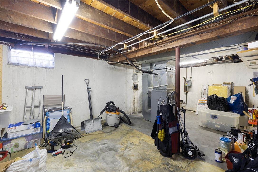 29 Juniper Drive Cranston, RI 02920 - Photo 27 of 38