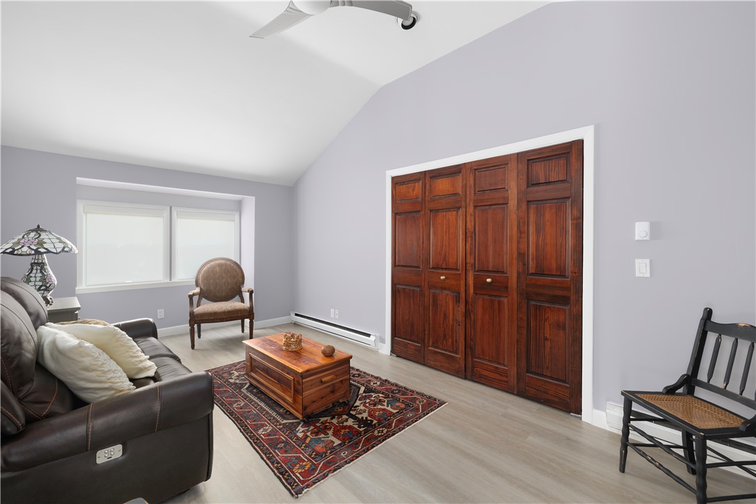 29 Juniper Drive Cranston, RI 02920 - Photo 9 of 38