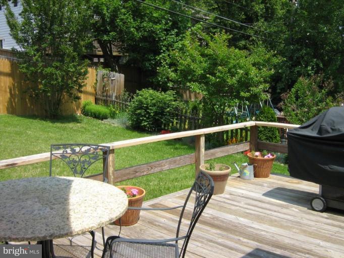 1010 St Albans Road Baltimore, MD 21239 - Photo 5 of 30 Deck - View from