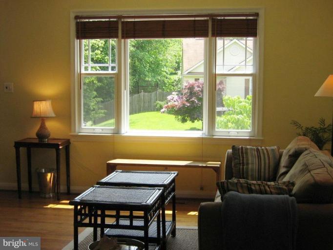 1010 St Albans Road Baltimore, MD 21239 - Photo 10 of 30 Living Room #2