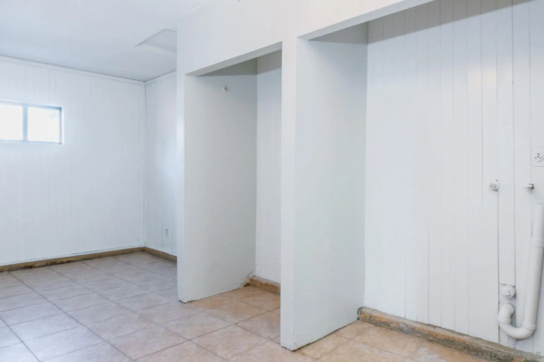 3862 Spring Drive Spring Valley, CA 91977 - Photo 16 of 18 a view of an empty room