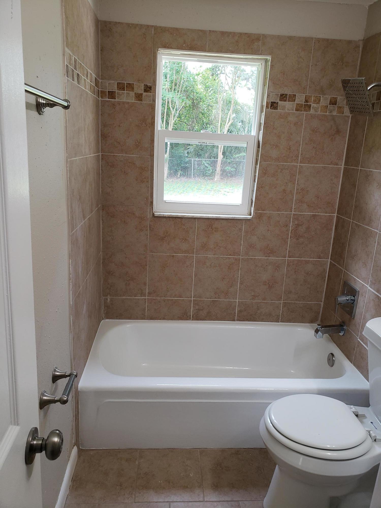 2116 Leonid Road Jacksonville, FL 32218 - Photo 13 of 25 20190417_112016
