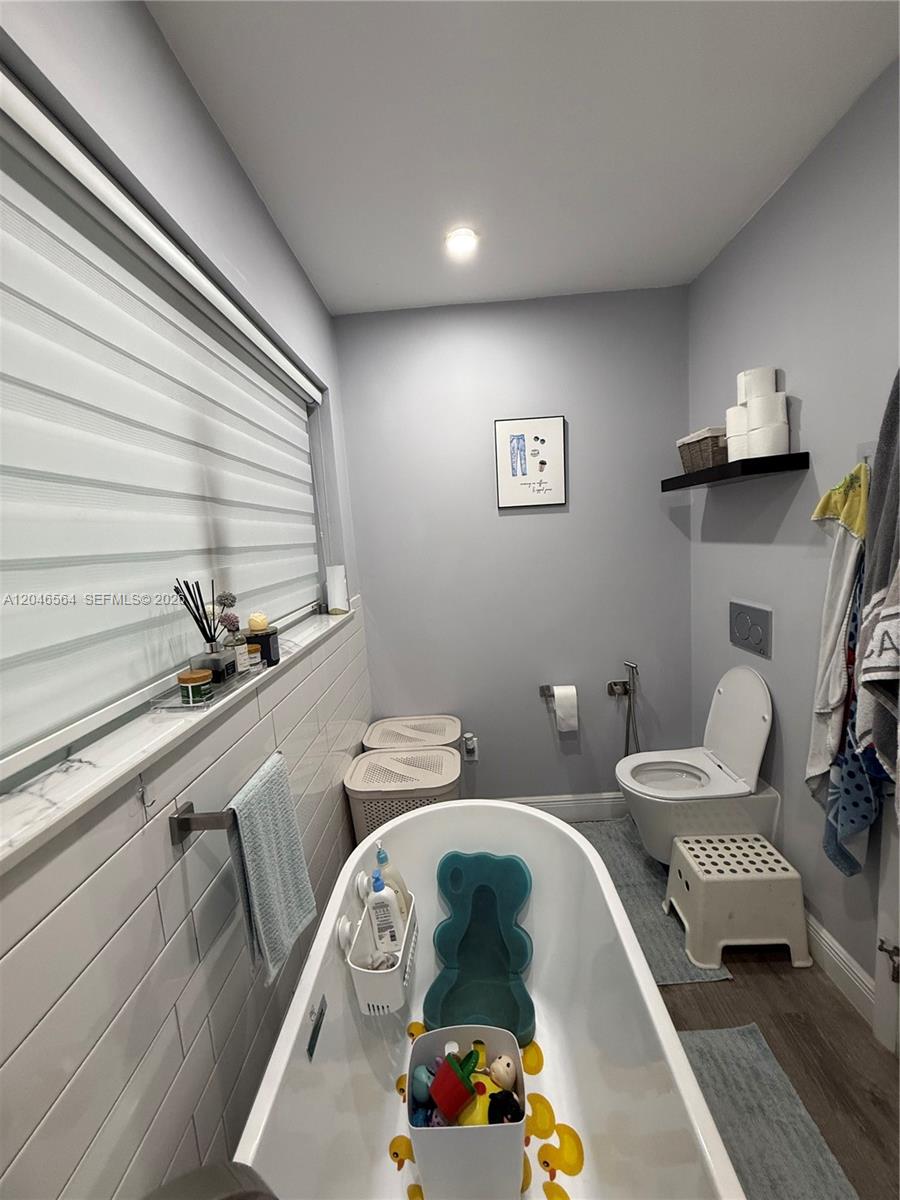 7151 West 3rd Court Hialeah, FL 33014 - Photo 22 of 28
