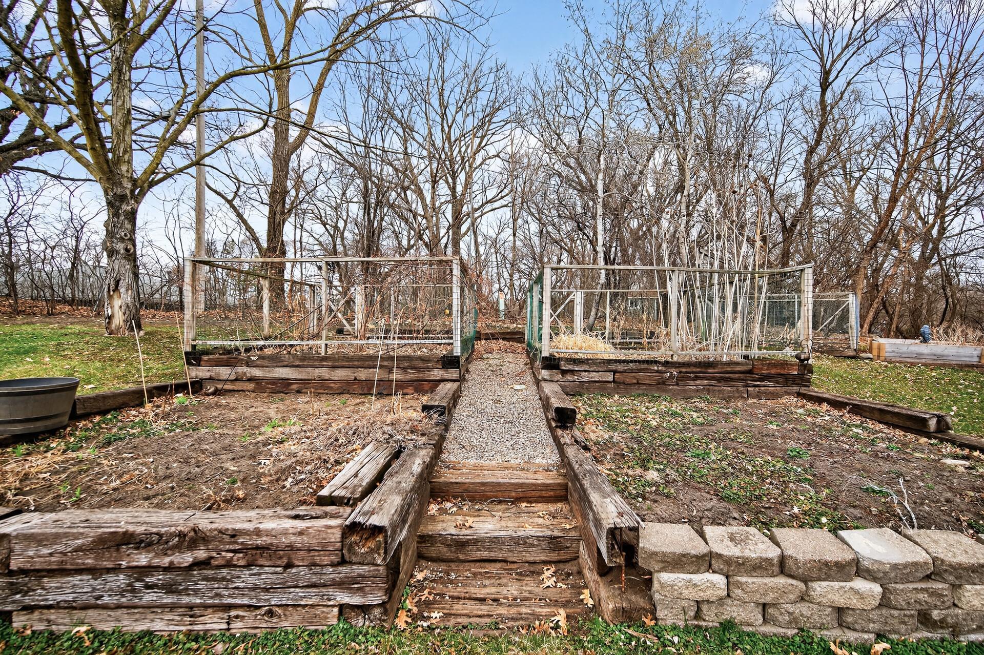 14712 Oakwood Road Minnetonka, MN 55345 - Photo 28 of 34