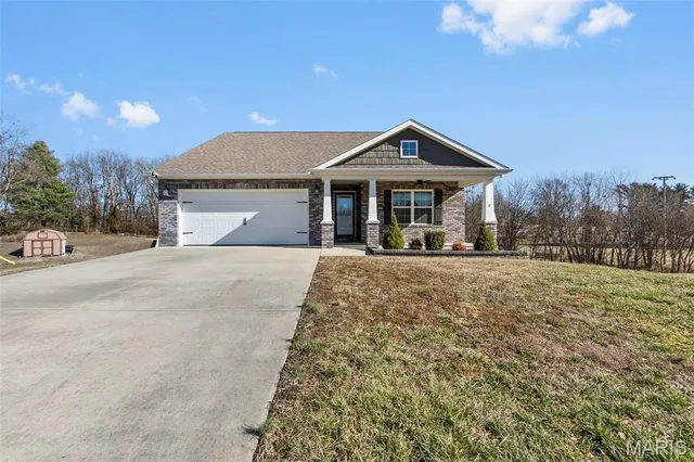 $355,000 | 1422 Discovery Court, Jackson, MO 63755