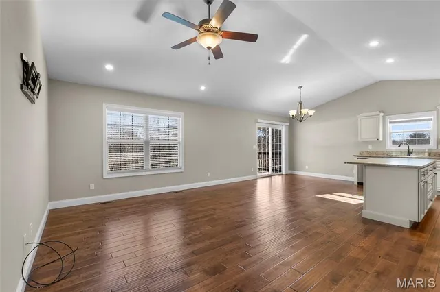 $355,000 | 1422 Discovery Court, Jackson, MO 63755