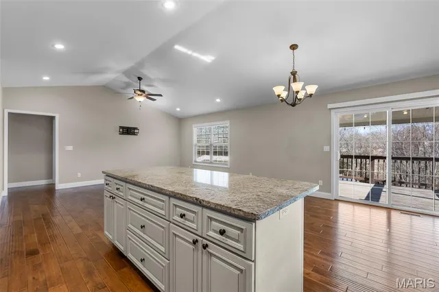 $355,000 | 1422 Discovery Court, Jackson, MO 63755