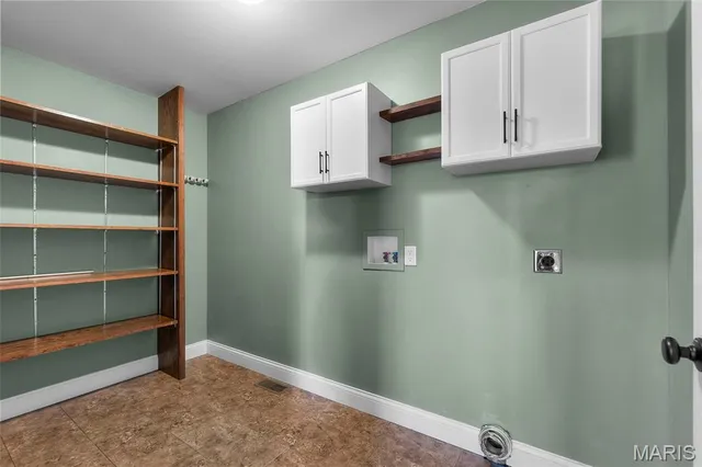 $355,000 | 1422 Discovery Court, Jackson, MO 63755