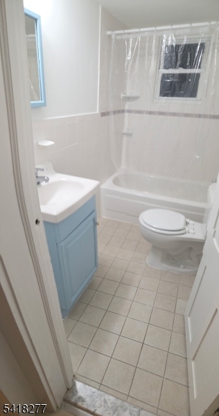 117 Ridgedale Avenue Cedar Knolls, NJ 07927 - Photo 6 of 6 a bathroom with a sink a toilet and shower