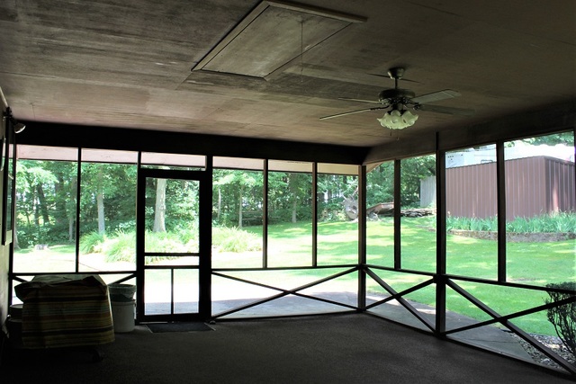 15890 Bishop Road Morrison, IL 61270 - Photo 34 of 34 a view of porch with furniture
