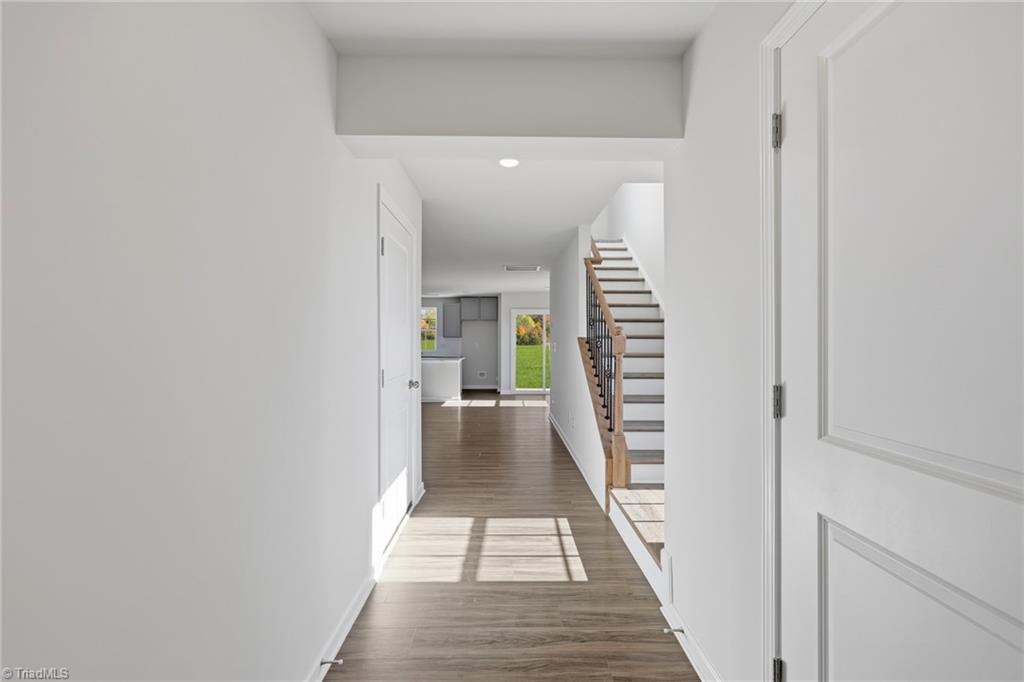 168 Plumtree Court King, NC 27021 - Photo 3 of 30