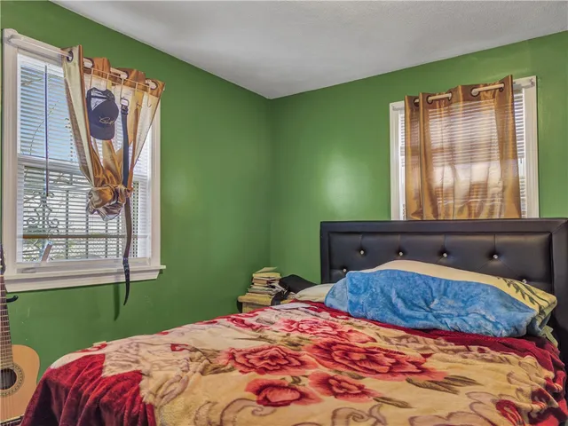 $349,000 | 12 Rangeley Avenue, Providence, RI 02908