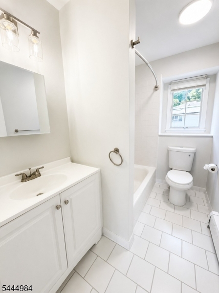 119 Valley Road, Unit 2A Clifton, NJ 07013 - Photo 5 of 14