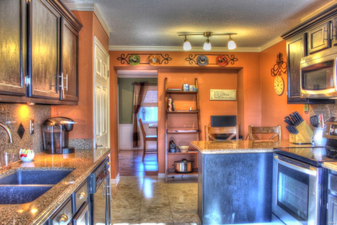 732 Claygate Court Ballwin, MO 63021 - Photo 7 of 23 Gallery Image 7